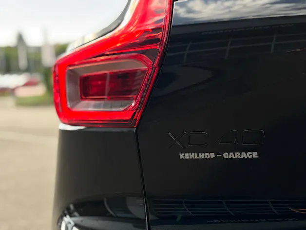 Volvo XC40 2.0 B4 MH Black Edition
