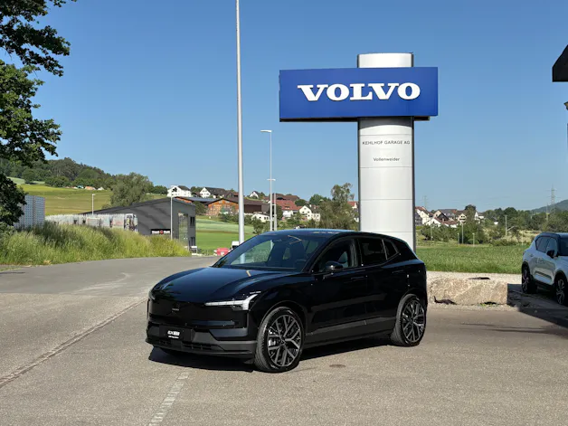 Volvo EX30 E60 Twin Ultra Performance Sw. Black Ed. AWD