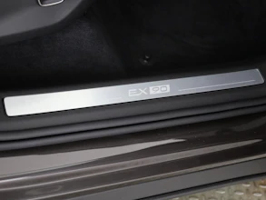 https://vehicle.imgix.net/4333378/29b4b400-fed3-45f3-8bd7-6d61307fca9d.jpg