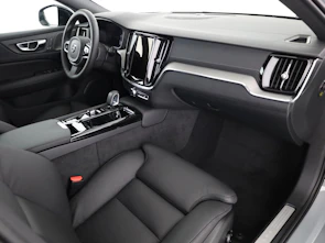 Fahrzeugbild VOLVO V60 2.0 T6 TE Ultra Dark eAWD