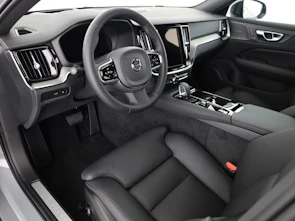 Fahrzeugbild VOLVO V60 2.0 T6 TE Ultra Dark eAWD