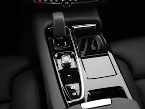 https://vehicle.imgix.net/4333391/83aa2839-c767-411c-9321-9549c4d25056.jpg