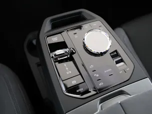 BMW iX xDrive60