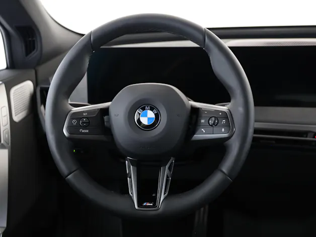BMW iX xDrive60
