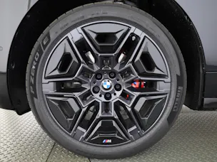 BMW iX xDrive60
