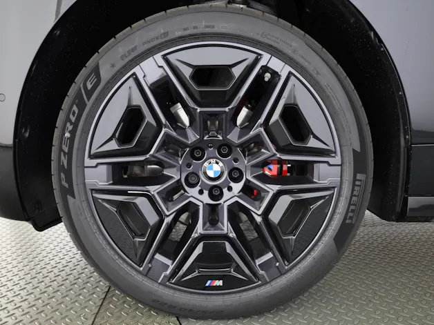 BMW iX xDrive60