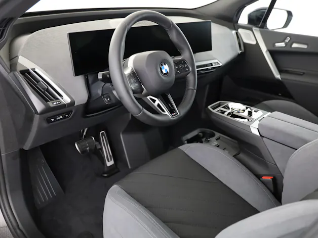 BMW iX xDrive60