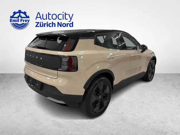 VOLVO EX30 CC P8 Ultra AWD