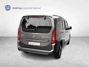 https://vehicle.imgix.net/4333445/1ec0d61b-8653-40ab-bc3f-947d4367908d.jpg