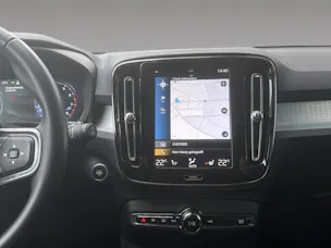 Volvo XC40 1.5 T2 Momentum