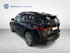 Fahrzeugbild BMW X1 30e xDrive30e paddles