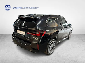 Fahrzeugbild BMW X1 30e xDrive30e paddles