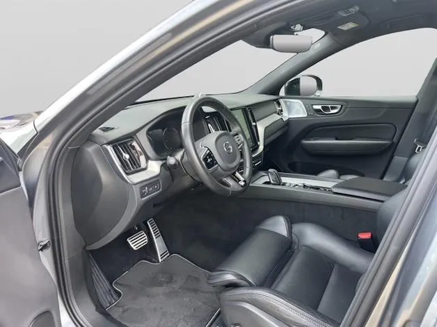 Volvo XC60 2.0 T8 TE R-Design eAWD
