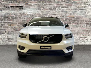 Volvo XC40 2.0 B5 MH R-Design AWD