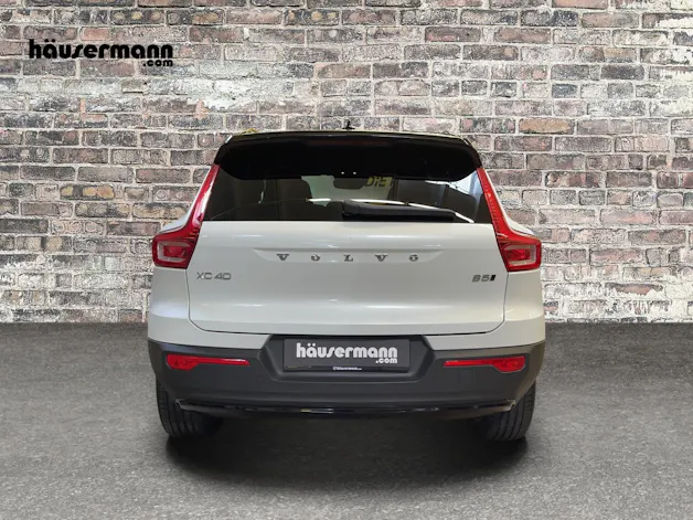 Volvo XC40 2.0 B5 MH R-Design AWD