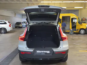 Volvo XC40 2.0 B5 MH R-Design AWD