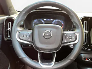 Volvo XC40 2.0 B5 MH R-Design AWD