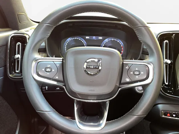 Volvo XC40 2.0 B5 MH R-Design AWD