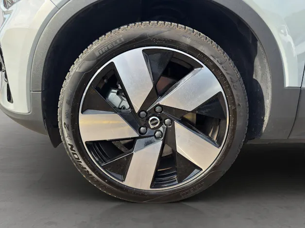 Volvo XC40 E80 Twin Plus AWD