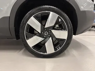 Volvo XC40 E80 Twin Plus AWD