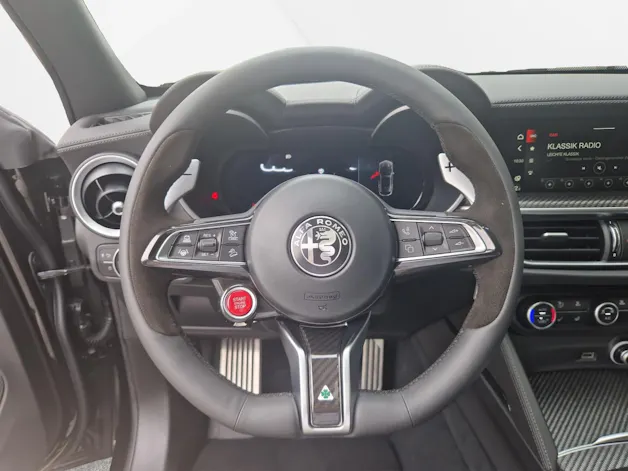 Alfa Romeo Stelvio 2.9 V6 Biturbo Q4 Quadrifoglio