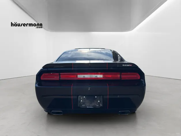 Dodge Challenger 6.4 HEMI SRT8