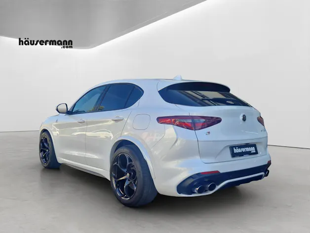 Alfa Romeo Stelvio 2.9 V6 Biturbo Q4 Quadrifoglio