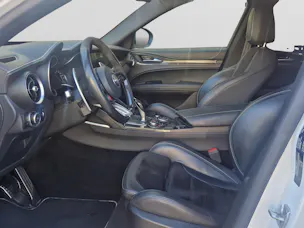 Alfa Romeo Stelvio 2.9 V6 Biturbo Q4 Quadrifoglio
