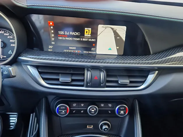 Alfa Romeo Stelvio 2.9 V6 Biturbo Q4 Quadrifoglio