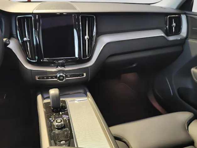Volvo XC60 2.0 T6 TE Ultimate Dark eAWD