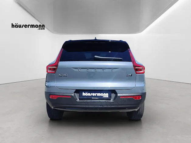 Volvo XC40 2.0 B4 MH R-Design AWD