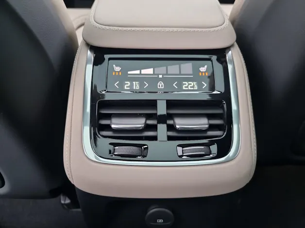 Volvo XC90 2.0 T8 TE Ultra Dark eAWD