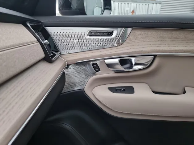Volvo XC90 2.0 T8 TE Ultra Dark eAWD