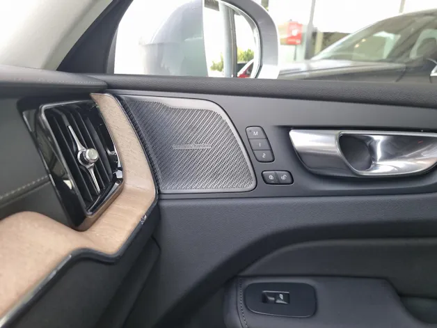 Volvo XC60 2.0 T6 TE Ultra Bright eAWD