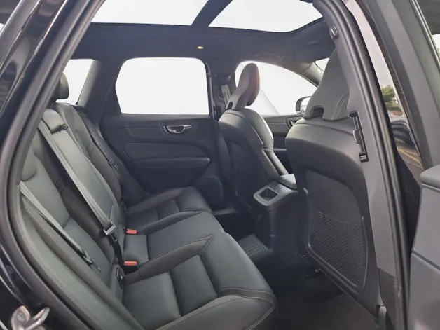 Volvo XC60 2.0 T6 TE Plus Dark eAWD