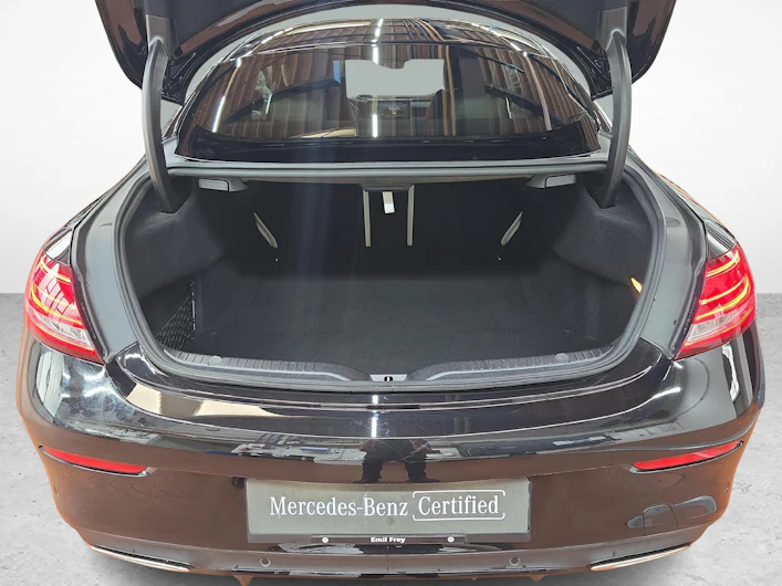 Fahrzeugbild MERCEDES-BENZ C 400