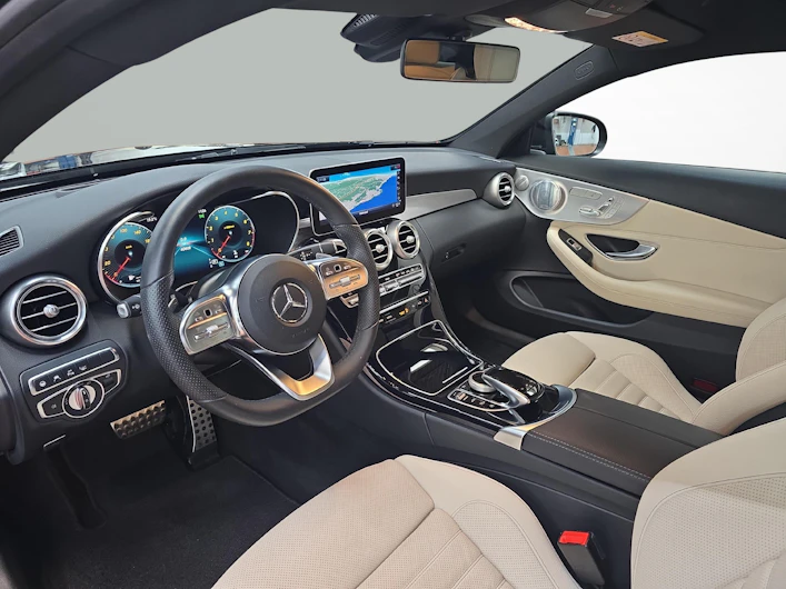 Fahrzeugbild MERCEDES-BENZ C 400