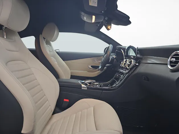 Mercedes-Benz C 400 4MATIC Coupé AMG Line