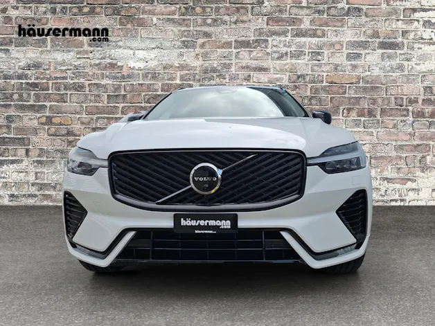 Volvo XC60 2.0 B5 MH Ultra Dark AWD