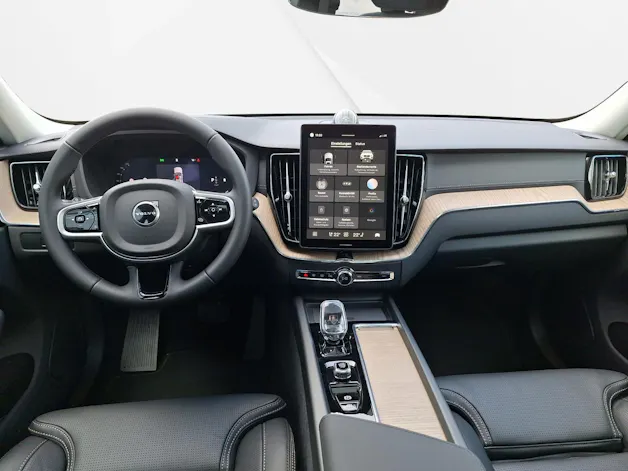 Volvo XC60 2.0 B5 MH Ultra Dark AWD