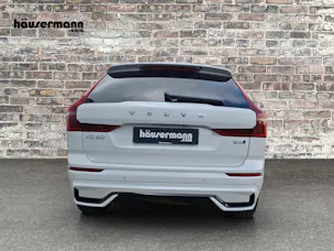 Volvo XC60 2.0 B5 MH Ultra Dark AWD