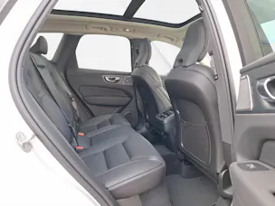 Volvo XC60 2.0 B5 MH Ultra Dark AWD