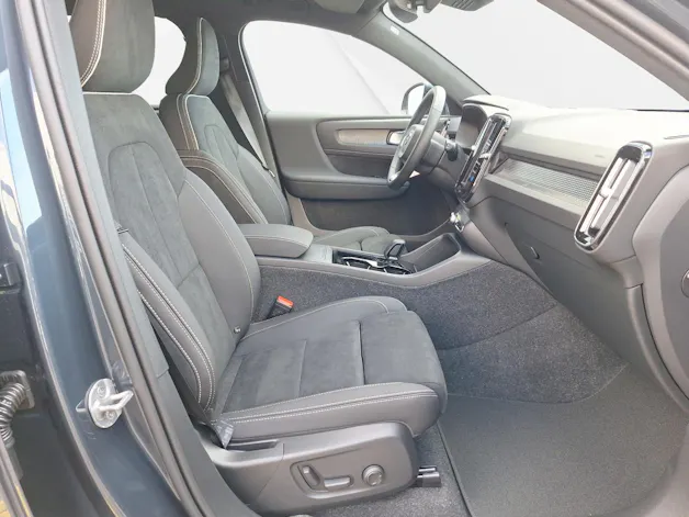 Volvo EX40 Twin Black Edition AWD