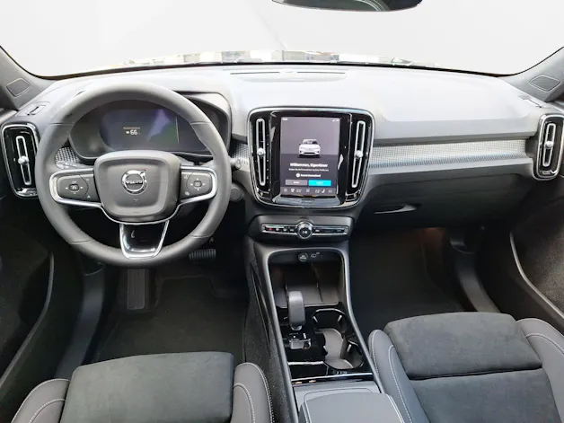 Volvo EX40 Twin Black Edition AWD