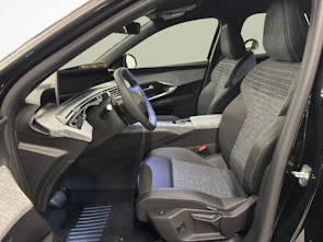 Fahrzeugbild PEUGEOT 3008 e-Allure Premium AWD
