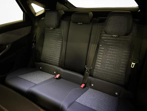 https://vehicle.imgix.net/4333615/e92b7fcc-ab24-44eb-a7fd-c5288144e6db.jpg