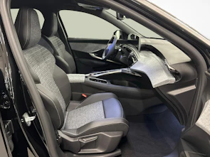 Fahrzeugbild PEUGEOT 3008 e-Allure Premium AWD