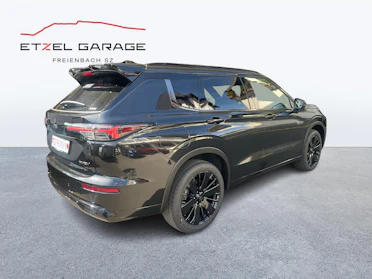 MITSUBISHI OUTLANDER 5