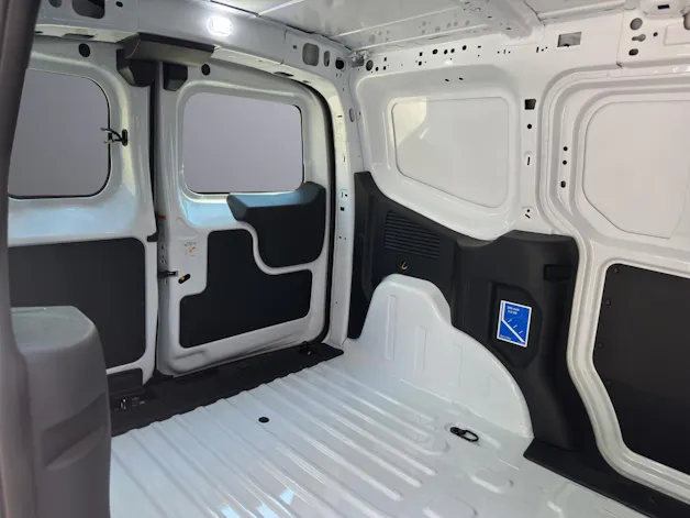 Ford E-Transit Courier van Trend