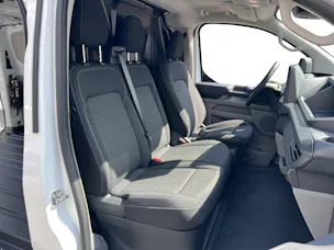 Ford Transit C van 320 L1 2.0 EcoBl